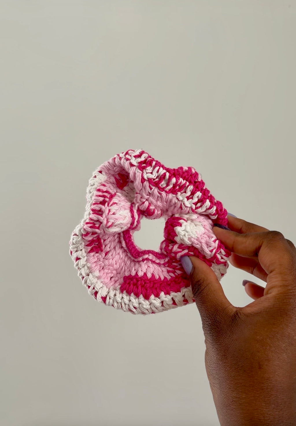 Crochet Scrunchie Pattern + Video Tutorial